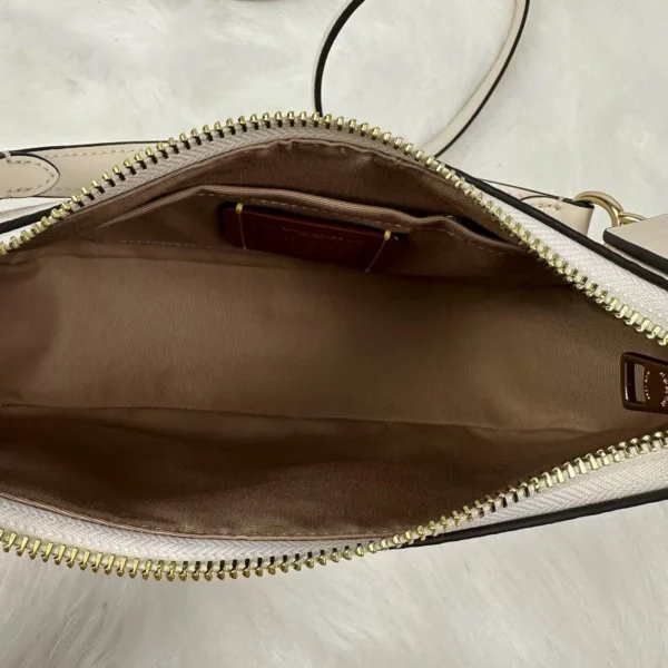 COACH Teri Shoulder Bag in Signature Canvas White/Chalk